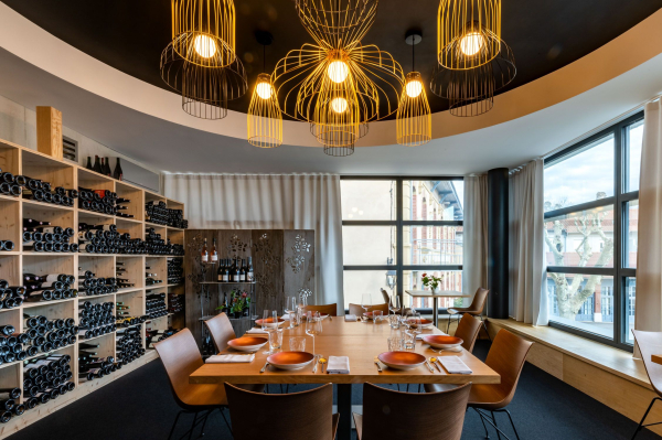 Table des restaurants La Cachette et Le Bac à Traille, Restaurants à Valence